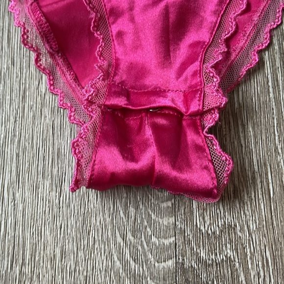 Vintage gold label Victoria's Secret hot Pink Chemise Satin teddy bodysuit - Picture 5 of 11